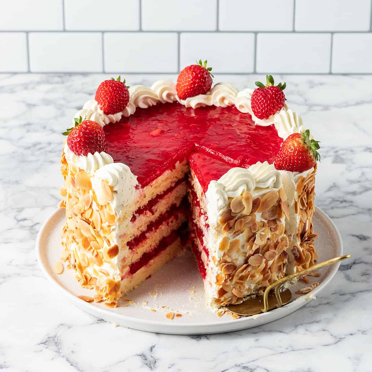 strawberry cake